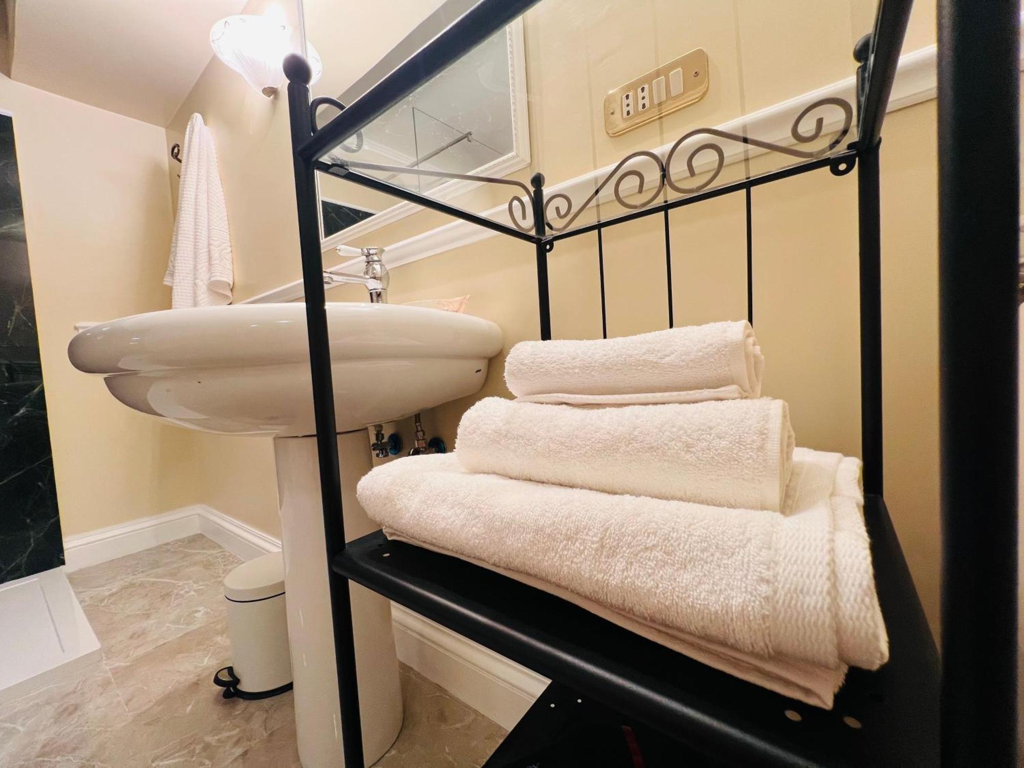 Veronica Suite Рим Екстериор снимка